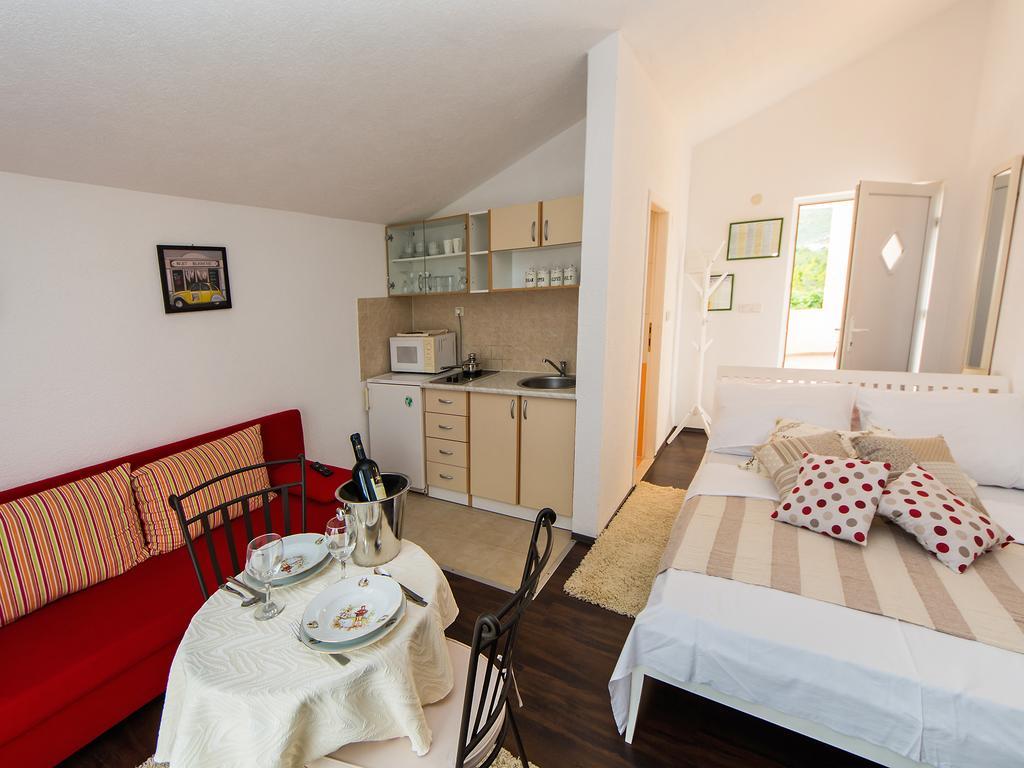 Slaven Apartment *